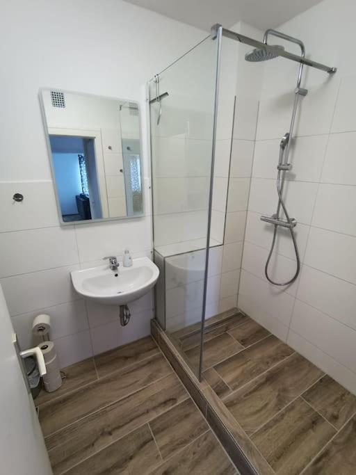 Comfortable Apartment With Balcony بوخوم المظهر الخارجي الصورة